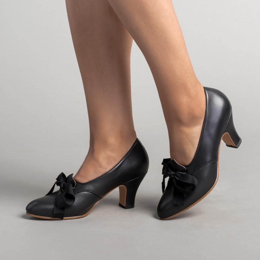 Vintage pumps shoes Clearance
